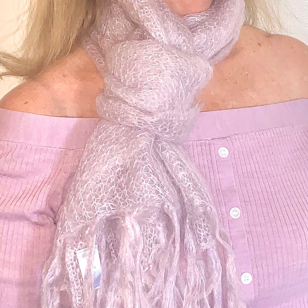 Shawl /Scarf. NWT Price firm